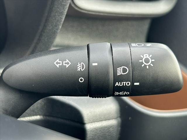 TOYOTA SIENTA HYBRID 2023 Image 31