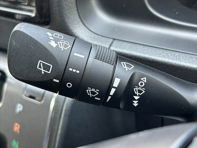 TOYOTA HIACE VAN 4WD 2023 Image 31