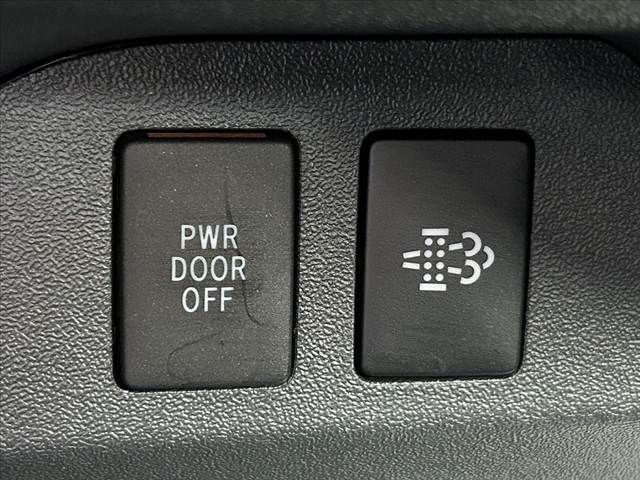 TOYOTA HIACE VAN 4WD 2023 Image 31