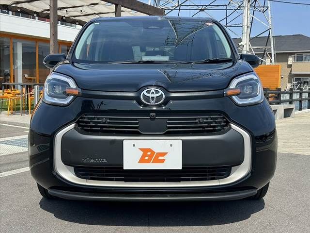 TOYOTA SIENTA HYBRID 2024 Image 31
