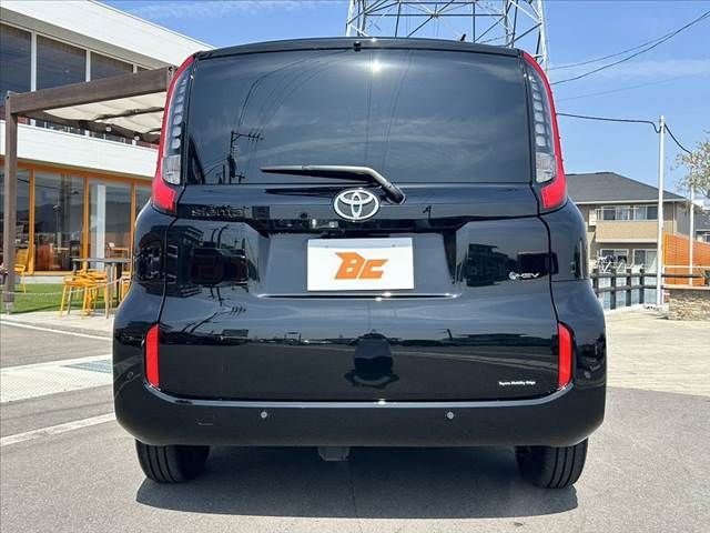 TOYOTA SIENTA HYBRID 2024 Image 31