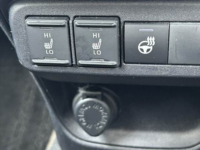 TOYOTA SIENTA HYBRID 2024 Image 31