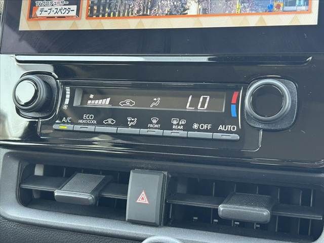 TOYOTA SIENTA HYBRID 2024 Image 31