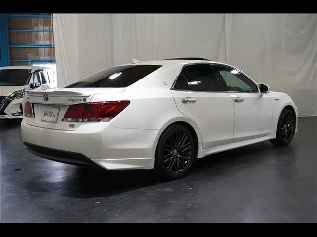 TOYOTA CROWN SEDAN HYBRID 2014 Image 31