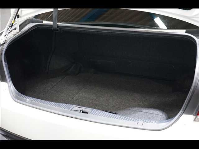 TOYOTA CROWN SEDAN HYBRID 2014 Image 31