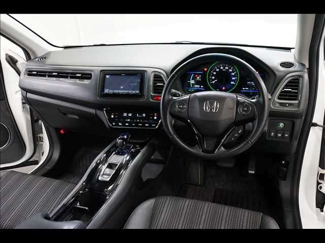 HONDA VEZEL HYBRID 2015 Image 31