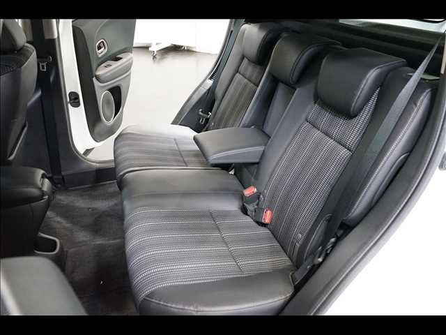 HONDA VEZEL HYBRID 2015 Image 31