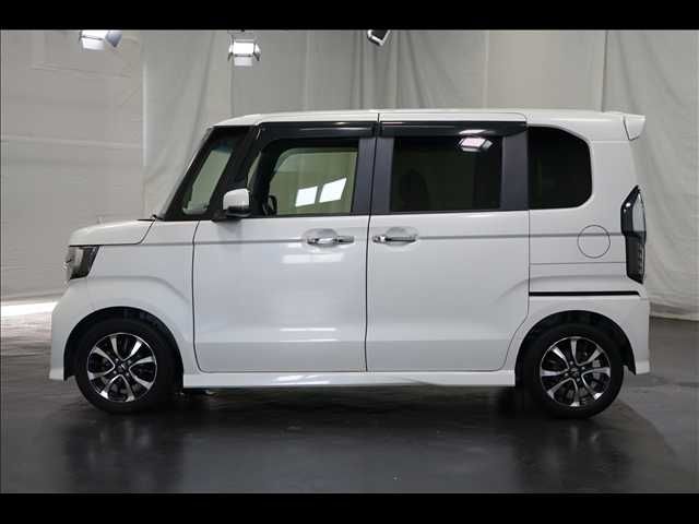 HONDA N BOX CUSTOM 2019 Image 31