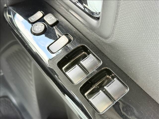 SUZUKI SPACIA CUSTOM 2018 Image 31