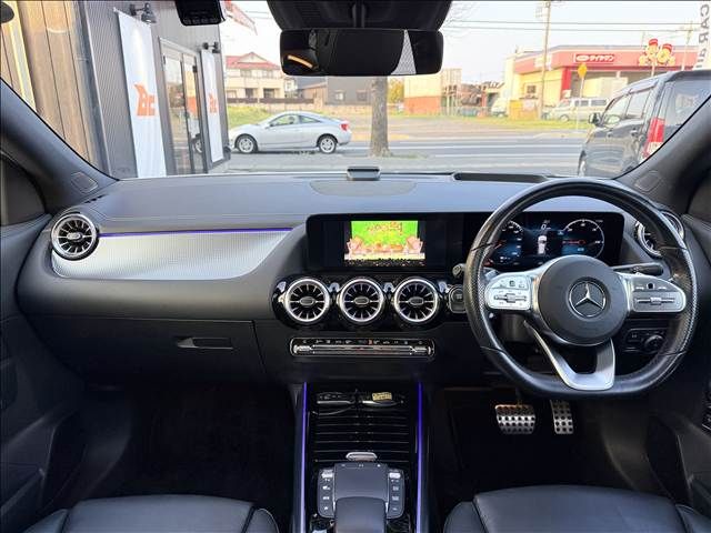 MERCEDES BENZ EQA 2021 Image 31