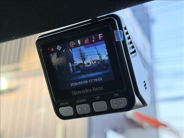 MERCEDES BENZ EQA 2021 Image 31