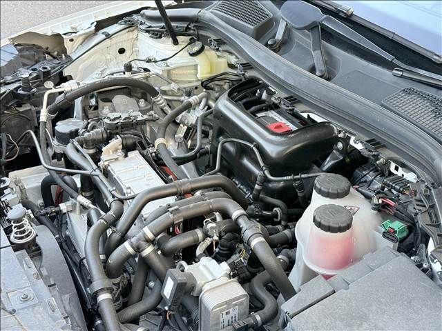 MERCEDES BENZ EQA 2021 Image 31