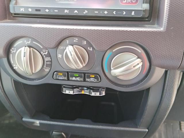 MITSUBISHI PAJERO MINI 2010 Image 31