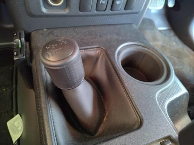 TOYOTA FJ CRUISER 4WD 2013 Image 31