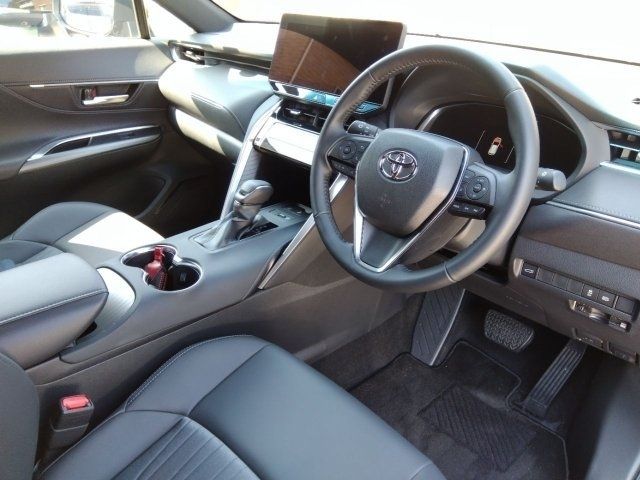 TOYOTA HARRIER 2WD 2025 Image 31