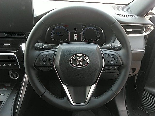 TOYOTA HARRIER 2WD 2025 Image 31