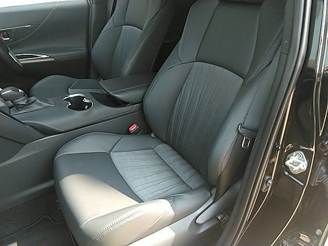 TOYOTA HARRIER 2WD 2025 Image 31