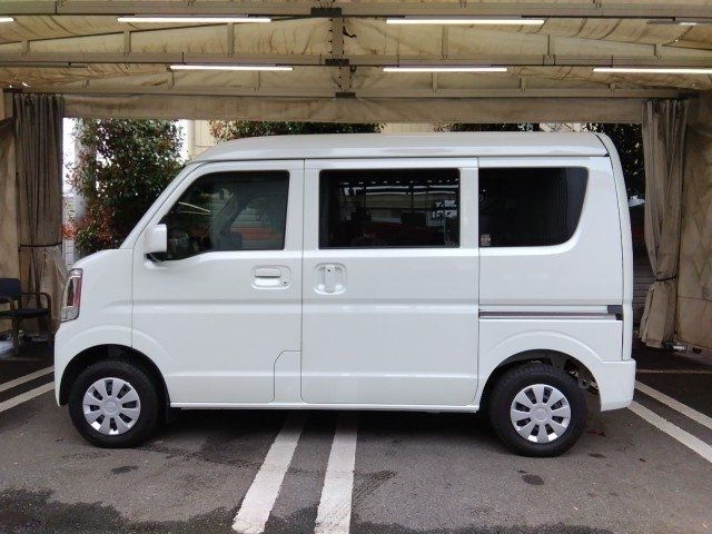 NISSAN CLIPPER VAN 2024 Image 31