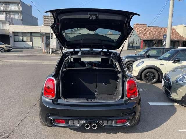 BMW MINI COOPER S 2015 Image 31