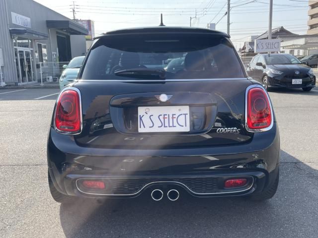 BMW MINI COOPER S 2015 Image 31