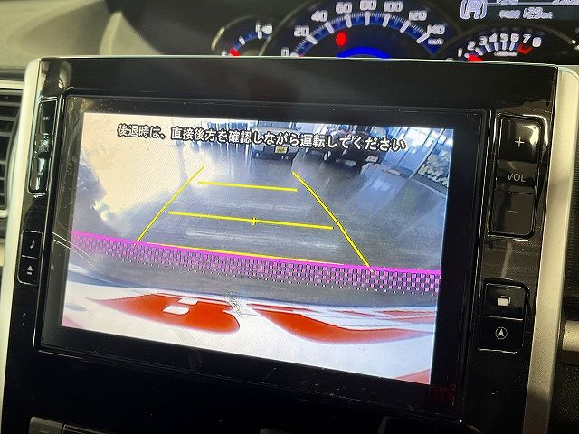 DAIHATSU TANTO CUSTOM 2014 Image 31