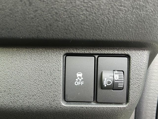 HONDA N BOX CUSTOM 2025 Image 31