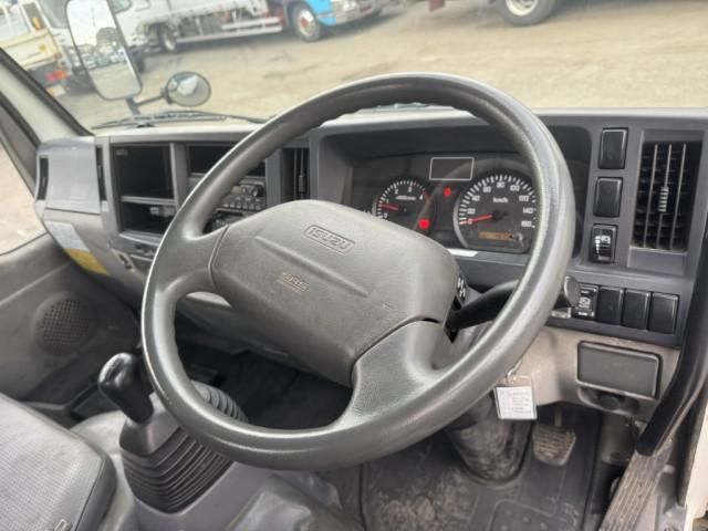 ISUZU ELF 2013 Image 31