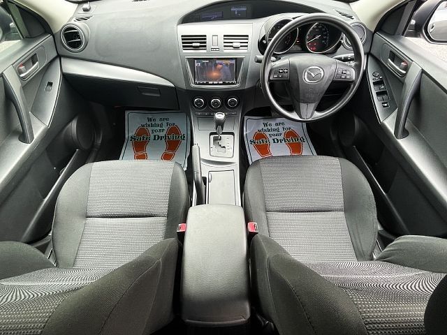 MAZDA AXELA SEDAN 2012 Image 31