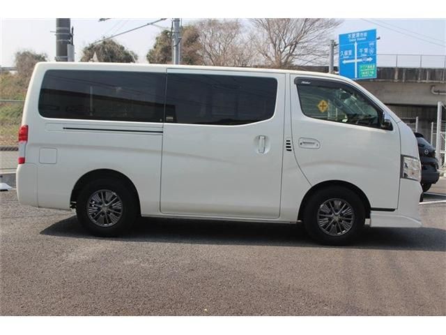 NISSAN NV350 CARAVAN 1.2T 2018 Image 31
