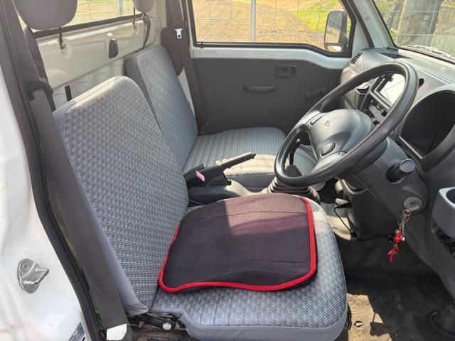 DAIHATSU HIJET TRUCK 4WD 2011 Image 31