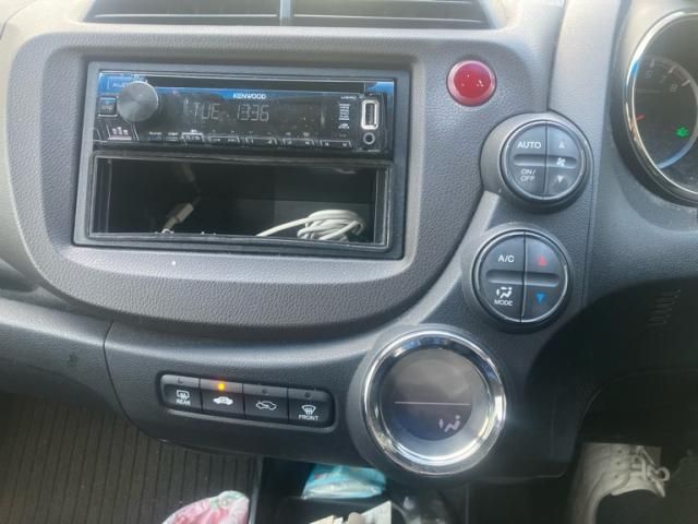 HONDA FIT SHUTTLE 2011 Image 31