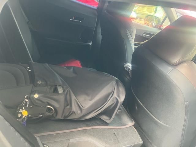 TOYOTA C-HR 2017 Image 31