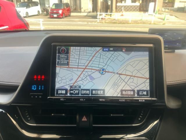 TOYOTA C-HR 2017 Image 31