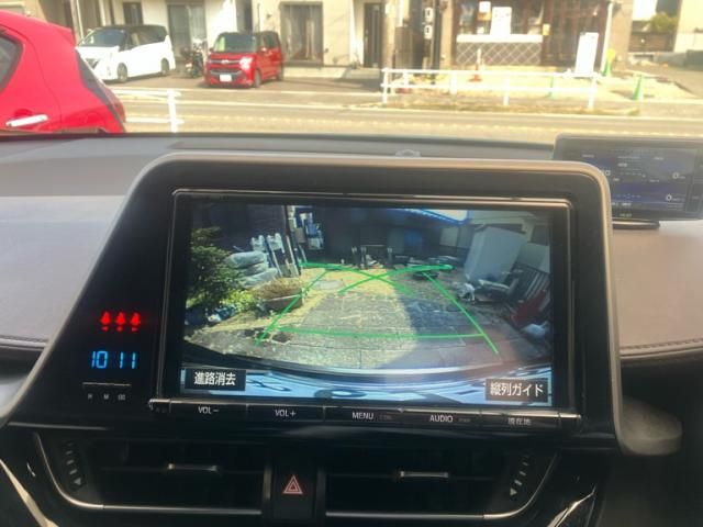 TOYOTA C-HR 2017 Image 31