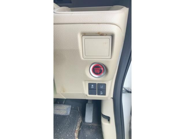 HONDA N BOX 2019 Image 31