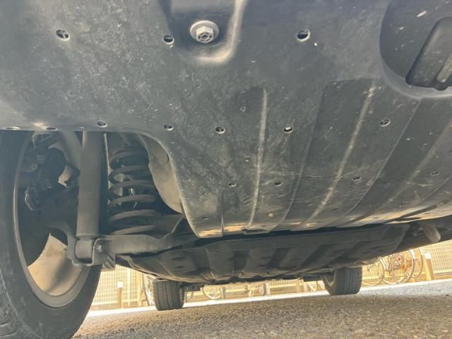 HONDA VEZEL HYBRID 2014 Image 31