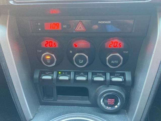 TOYOTA 86 2014 Image 31