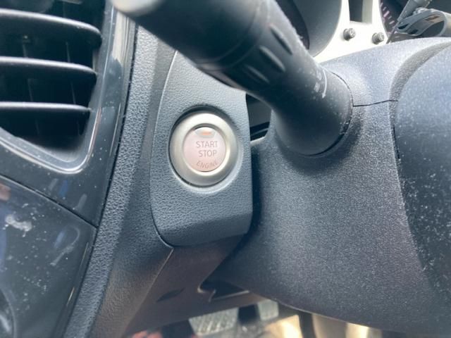 NISSAN JUKE 2012 Image 31