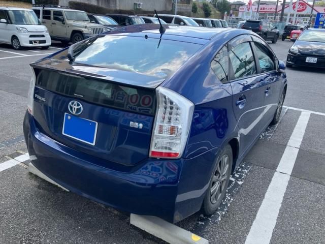 TOYOTA PRIUS 2010 Image 31