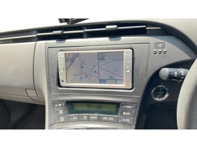 TOYOTA PRIUS 2010 Image 31