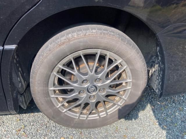 TOYOTA VOXY HYBRID 2016 Image 31