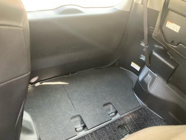 TOYOTA VOXY HYBRID 2016 Image 31