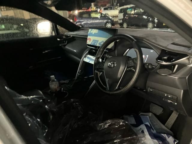 TOYOTA HARRIER 2WD 2023 Image 31