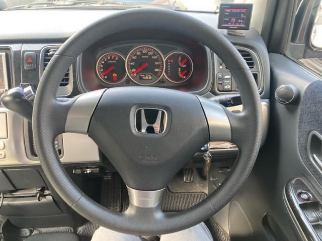 HONDA STEPWAGON SPADA 2005 Image 31