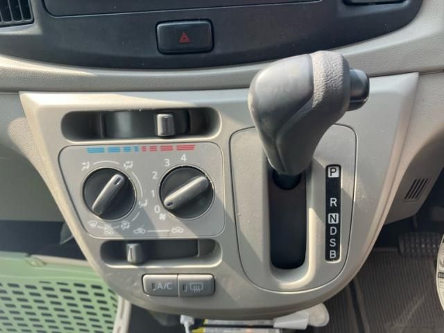 DAIHATSU MIRA E:S 2016 Image 31