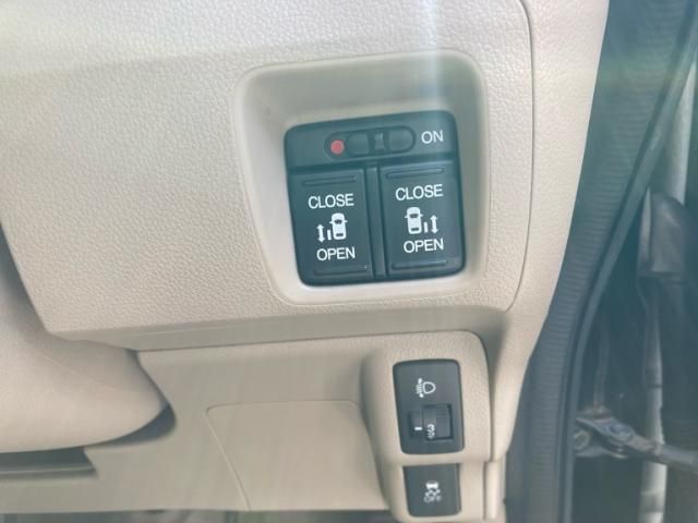 HONDA N_BOX 2013 Image 31