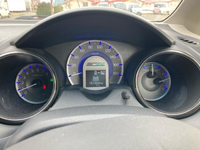 HONDA FIT SHUTTLE HYBRID 2011 Image 31