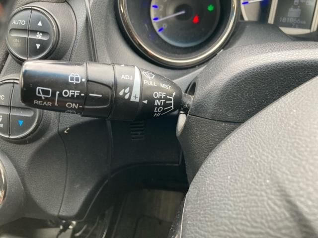 HONDA FIT SHUTTLE HYBRID 2011 Image 31