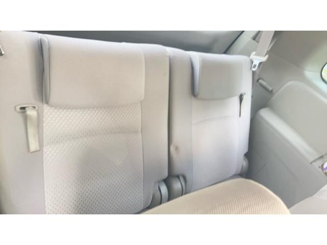 TOYOTA ISIS 2010 Image 31