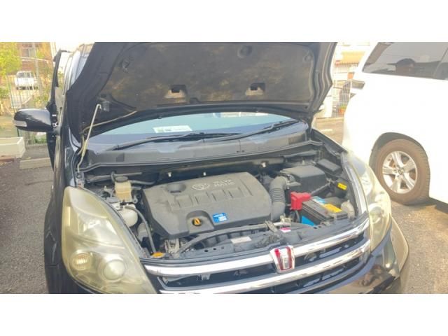 TOYOTA ISIS 2010 Image 31